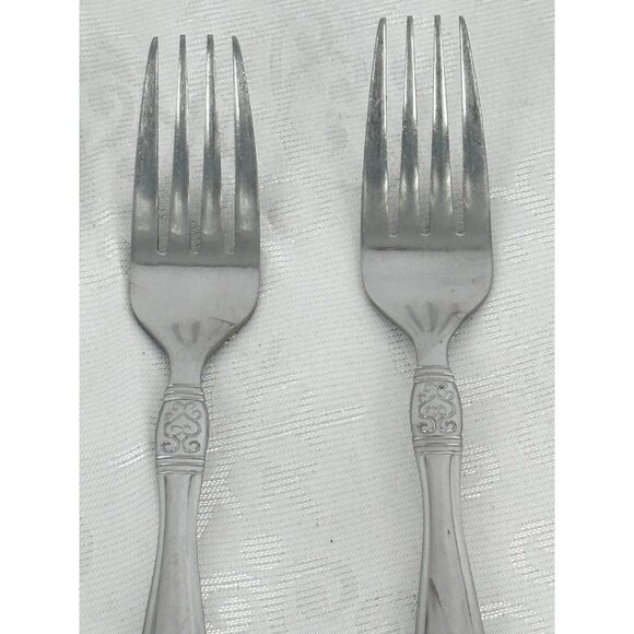 Oneida VISTA Stainless Steel Flatware Salad Fork Set Of 4‎ - Picture 3 of 6